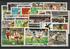 50 timbres thematique " Footballeurs"